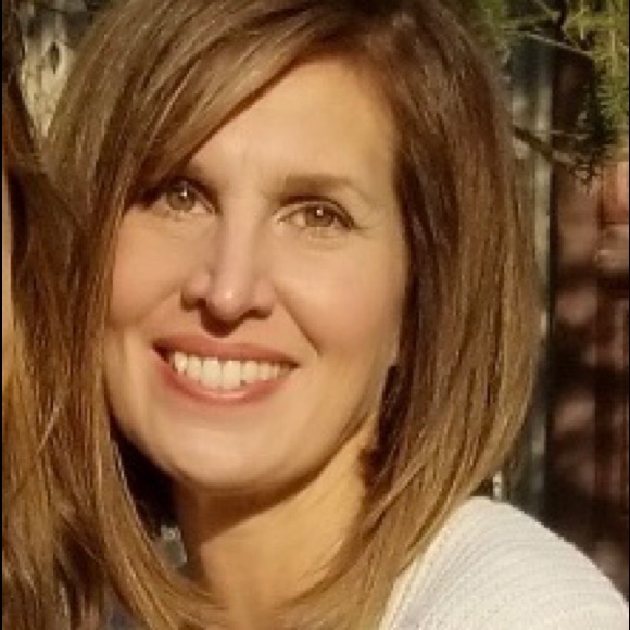 Meet your Posher, Gail - Picture 1 of 1